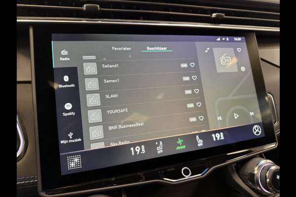 Lynk & Co 01 1.5 360 camera Zwarte dakhemel