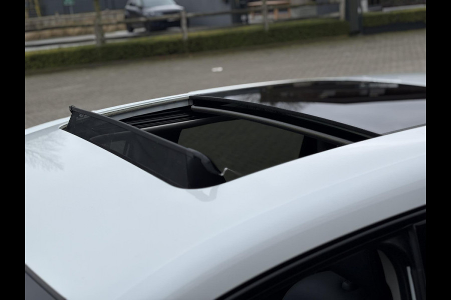 Honda Zr-V 2.0 e:HEV Advance | Pano, Leder, Carplay/Android, Camera, ACC, Stoel+Stuur+Achterb.verw., Trekhaak | Dealeronderhouden|