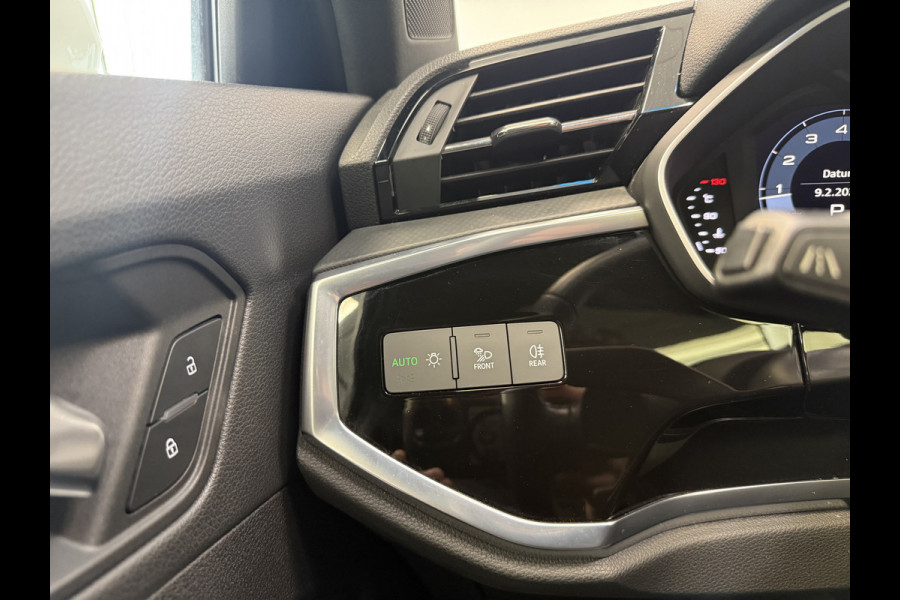 Audi Q3 Sportback 35 TFSI Pro Line S ACC PDC VCP Elek. Stoelen Panoramadak Trekhaak