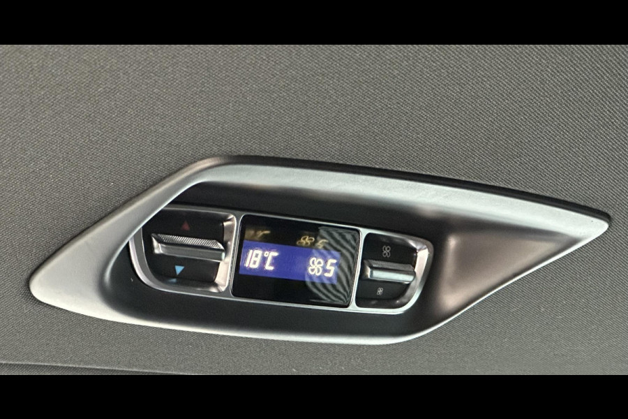 Mercedes-Benz V-Klasse 300d 4 MATIC|Elec schuifde|AMG Line|Dubbele cabine