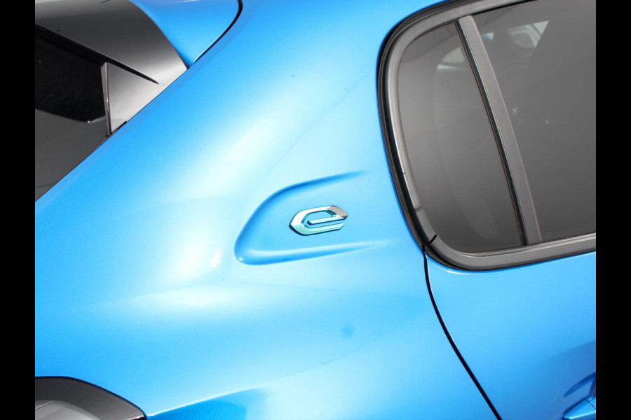 Peugeot e-208 EV Allure 50 kWh Climate control | Cruise control | LED | Camera | Parkeersensor achter | Lane assist | Navigatie | Apple Carplay/ Android Auto