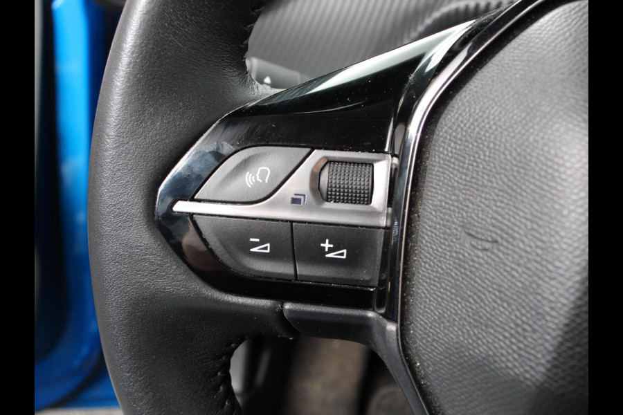 Peugeot e-208 EV Allure 50 kWh Climate control | Cruise control | LED | Camera | Parkeersensor achter | Lane assist | Navigatie | Apple Carplay/ Android Auto