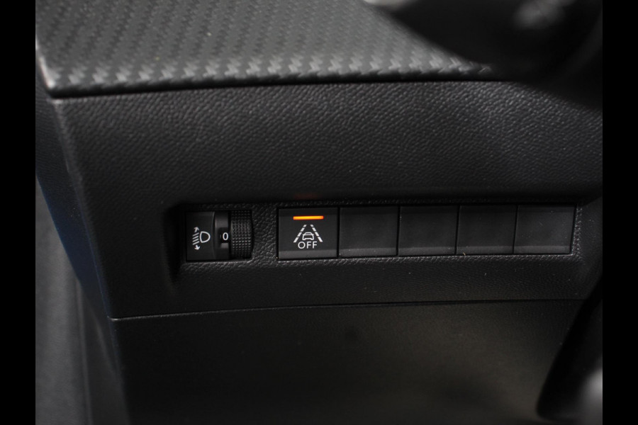 Peugeot e-208 EV Allure 50 kWh Climate control | Cruise control | LED | Camera | Parkeersensor achter | Lane assist | Navigatie | Apple Carplay/ Android Auto