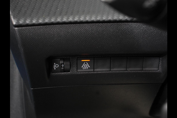 Peugeot e-208 EV Allure 50 kWh Climate control | Cruise control | LED | Camera | Parkeersensor achter | Lane assist | Navigatie | Apple Carplay/ Android Auto