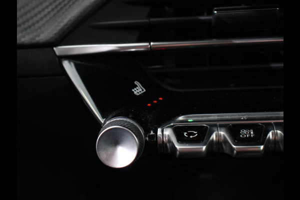 Peugeot e-208 EV Allure 50 kWh Climate control | Cruise control | LED | Camera | Parkeersensor achter | Lane assist | Navigatie | Apple Carplay/ Android Auto
