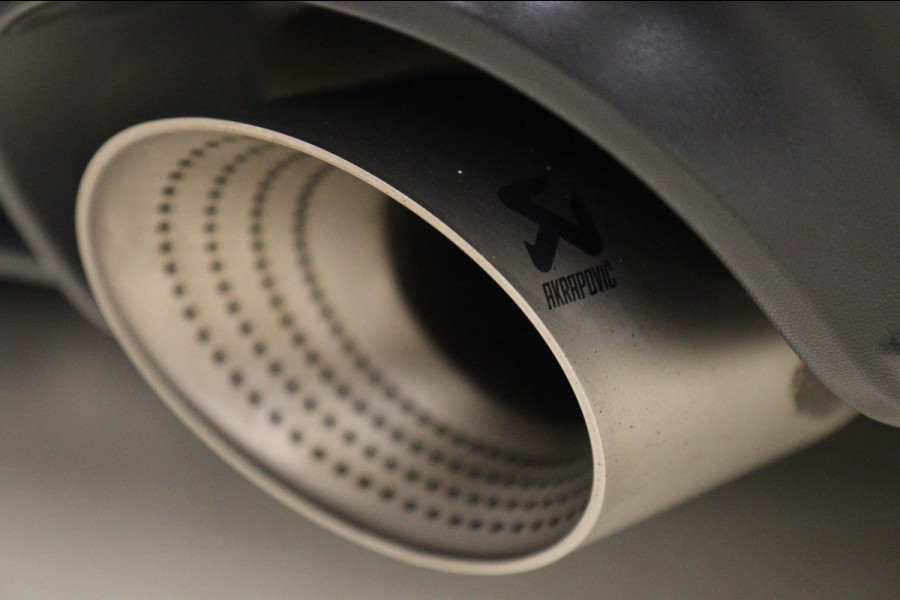 Volkswagen Golf 2.0 TSI GTI 45 JAHRE CLUBSPORT AKRA/NURBURGRINF/PANO/HUD/H-K/VOL