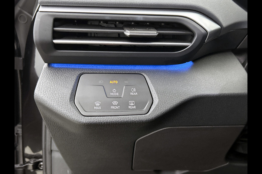 Volkswagen ID.4 Life 77 kWh (STOELVERWARMING, CAMERA, CARPLAY, NAVIGATIE, 1e EIGENAAR, GOED ONDERHOUDEN)