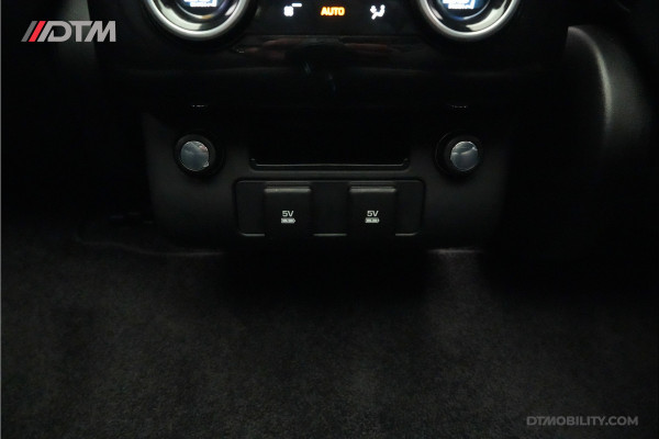 Land Rover Range Rover P400e Vogue | Panorama | Standkachel .