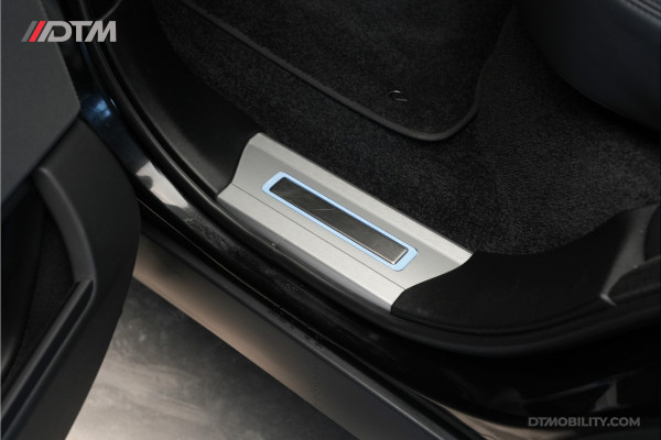 Land Rover Range Rover P400e Vogue | Panorama | Standkachel .