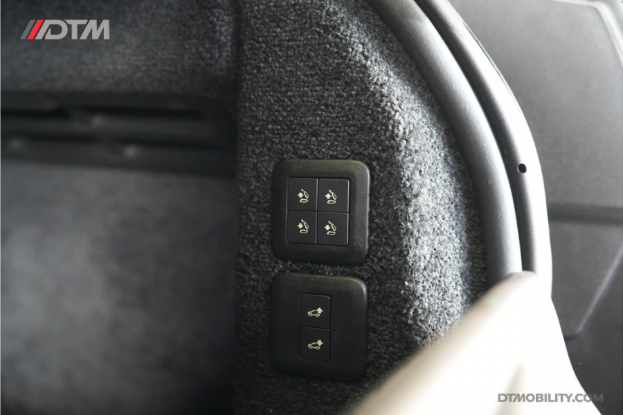 Land Rover Range Rover P400e Vogue | Panorama | Standkachel .