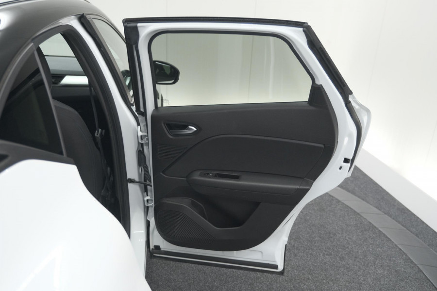 Renault Captur TCe 100 Intens | Stoelverwarming | Camera | Apple Carplay