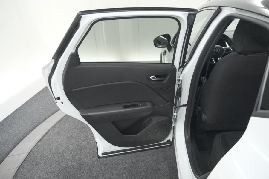 Renault Captur TCe 100 Intens | Stoelverwarming | Camera | Apple Carplay
