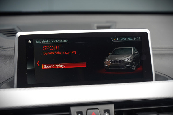 BMW X1 xDrive25e Business Ed. Plus M Sport | Adaptive Cruise Control | Leer | Keyless | Camera | Stuurverwarming | Stoelverwarming | Trekhaak | Shadow line | DAB | HIFI | Automaat | PDC | Navigatie |