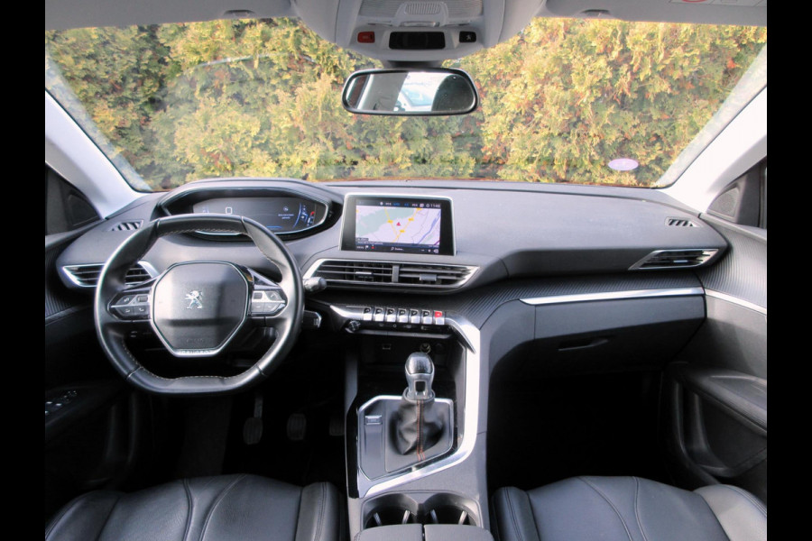 Peugeot 3008 1.2 PureTech Executive*Leder*Navi*Trekhaak*