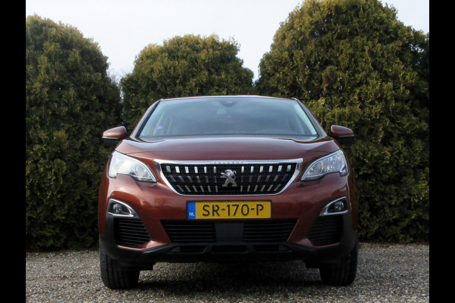 Peugeot 3008 1.2 PureTech Executive*Leder*Navi*Trekhaak*