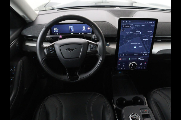 Ford Mustang Mach-E Extended RWD 98 kWh | SOH 92% | Panoramadak | Leder | 360 Camera | Stoelverwarming | B&O Sound | Adaptive cruise | Park Assist | Keyless