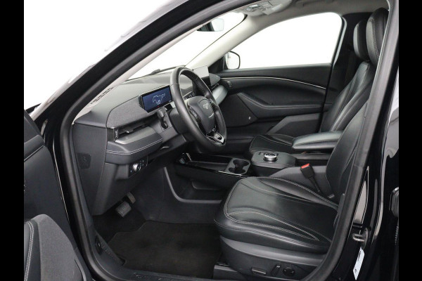 Ford Mustang Mach-E Extended RWD 98 kWh | SOH 92% | Panoramadak | Leder | 360 Camera | Stoelverwarming | B&O Sound | Adaptive cruise | Park Assist | Keyless