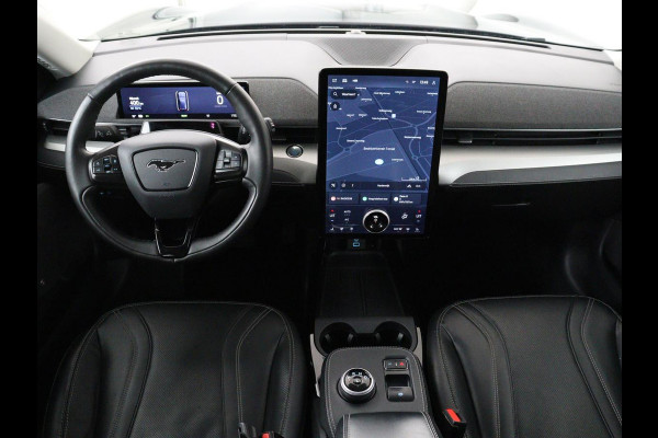 Ford Mustang Mach-E Extended RWD 98 kWh | SOH 92% | Panoramadak | Leder | 360 Camera | Stoelverwarming | B&O Sound | Adaptive cruise | Park Assist | Keyless