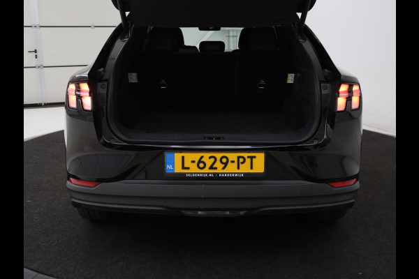 Ford Mustang Mach-E Extended RWD 98 kWh | SOH 92% | Panoramadak | Leder | 360 Camera | Stoelverwarming | B&O Sound | Adaptive cruise | Park Assist | Keyless