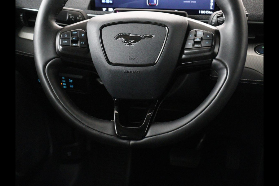 Ford Mustang Mach-E Extended RWD 98 kWh | SOH 92% | Panoramadak | Leder | 360 Camera | Stoelverwarming | B&O Sound | Adaptive cruise | Park Assist | Keyless