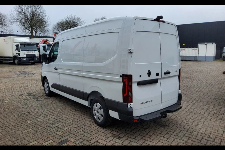 Renault Master 150.35 EURO 6 L2H2 GESLOTEN - V-43-JRS - BPM VRIJ