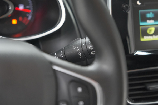 Renault Clio Estate TCe 90 Limited | Trekhaak | Apple Carplay | Parkeersensoren