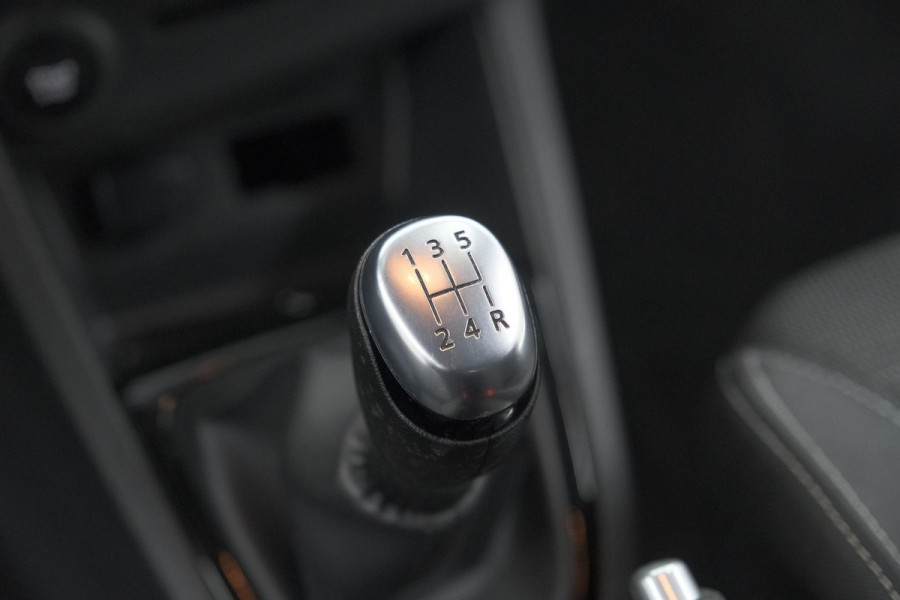 Renault Clio Estate TCe 90 Limited | Trekhaak | Apple Carplay | Parkeersensoren