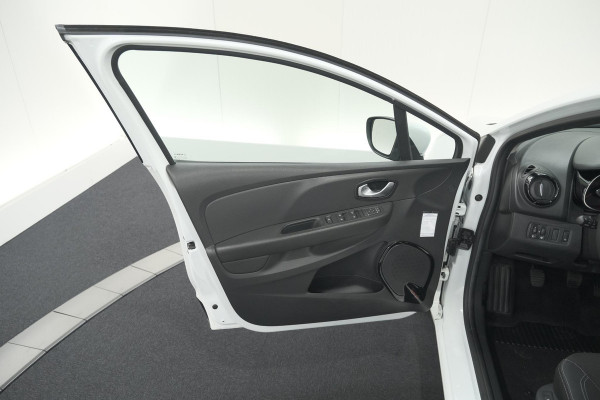 Renault Clio Estate TCe 90 Limited | Trekhaak | Apple Carplay | Parkeersensoren