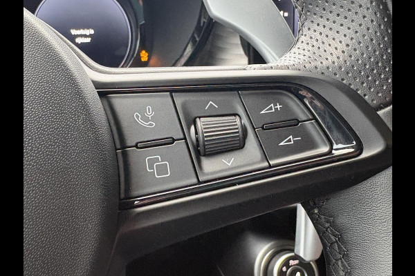 Alfa Romeo Tonale 1.3T PHEV Edizione Speciale 280pk! | Volle uitrusting! | Lederen bekleding | 360 graden Camera | Stoelverwarming/ventilatie | Adaptive cruise control | Schakelflippers |