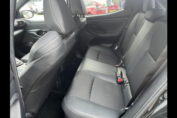 Toyota Yaris 1.5 Hybrid Executive | JBL speakers | Headup display| Leder interieur | Stoelverwarming