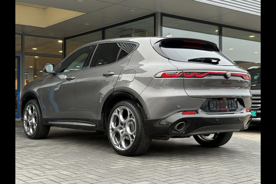 Alfa Romeo Tonale 1.3T PHEV Edizione Speciale 280pk! | Volle uitrusting! | Lederen bekleding | 360 graden Camera | Stoelverwarming/ventilatie | Adaptive cruise control | Schakelflippers |