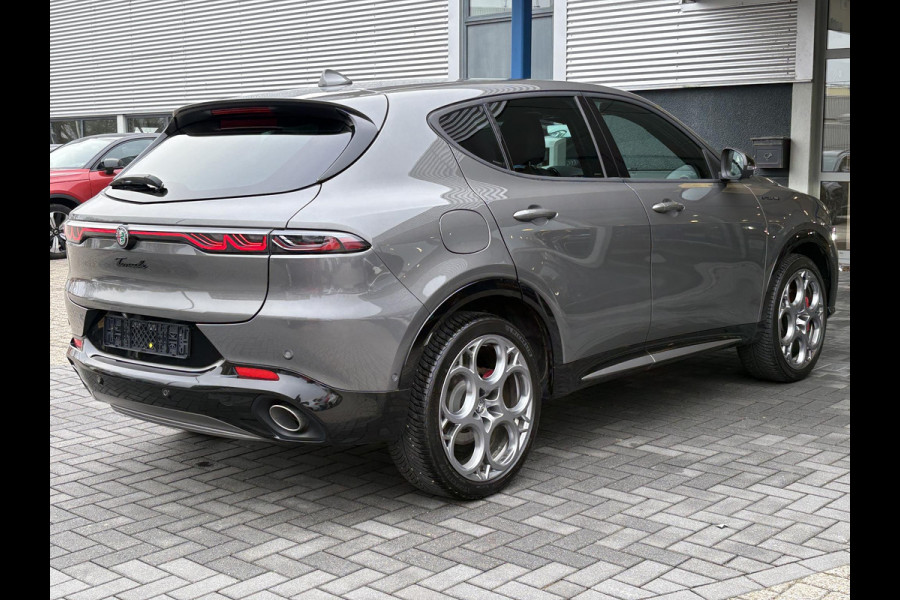 Alfa Romeo Tonale 1.3T PHEV Edizione Speciale 280pk! | Volle uitrusting! | Lederen bekleding | 360 graden Camera | Stoelverwarming/ventilatie | Adaptive cruise control | Schakelflippers |