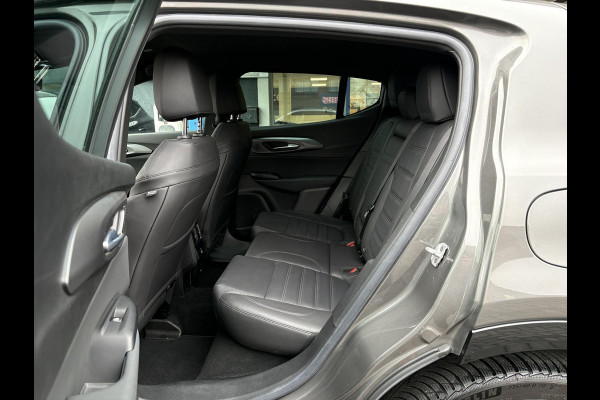 Alfa Romeo Tonale 1.3T PHEV Edizione Speciale 280pk! | Volle uitrusting! | Lederen bekleding | 360 graden Camera | Stoelverwarming/ventilatie | Adaptive cruise control | Schakelflippers |