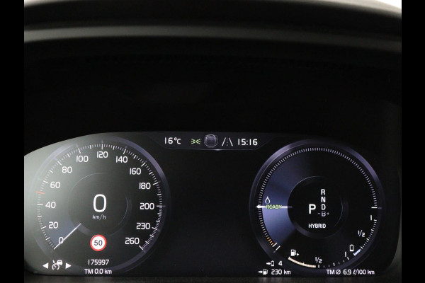 Volvo XC40 1.5 T4 Recharge Inscription Expression | Leder | Trekhaak | Adaptive cruise | Side Assist | Carplay | Navigatie | Full LED | Parkeerverwarming | Climate control | Parkeerhulp | PHEV | Plug In