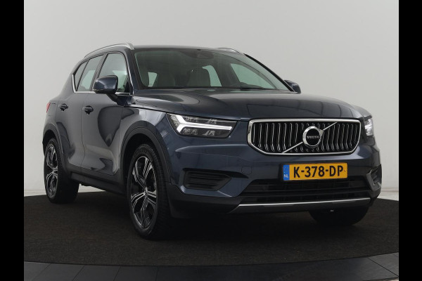Volvo XC40 1.5 T4 Recharge Inscription Expression | Leder | Trekhaak | Adaptive cruise | Side Assist | Carplay | Navigatie | Full LED | Parkeerverwarming | Climate control | Parkeerhulp | PHEV | Plug In