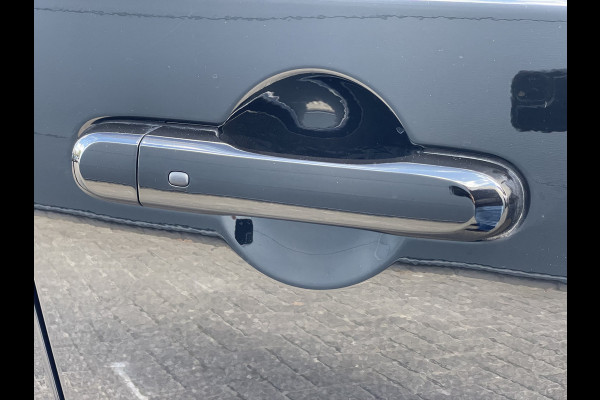 Jeep Renegade 1.5T e-Hybrid Limited (Stoel-/- stuurwiel verwarming - Camera - Keyless Entry - Navigatie - Automatische Airco - LED - Parkeerse