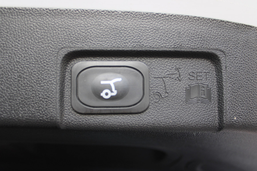 Ford Puma 1.0 EcoBoost Hybrid 155PK ST-Line X | Panoramadak | Trekhaak | Full Options