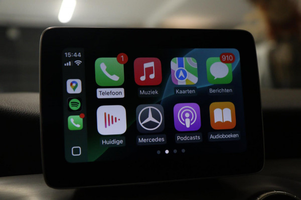 Mercedes-Benz CLA-Klasse 180 Business Solution AMG NAP/PANO/CARPLAY/CAM/STOELVER/VOL