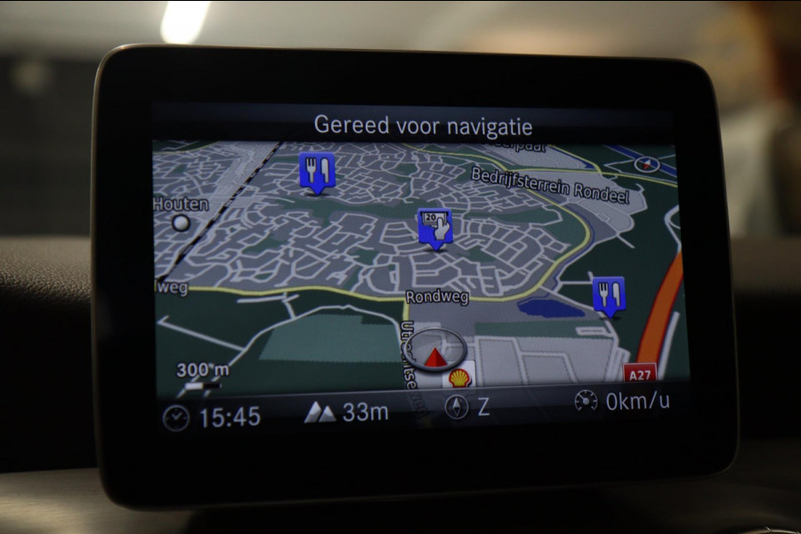 Mercedes-Benz CLA-Klasse 180 Business Solution AMG NAP/PANO/CARPLAY/CAM/STOELVER/VOL