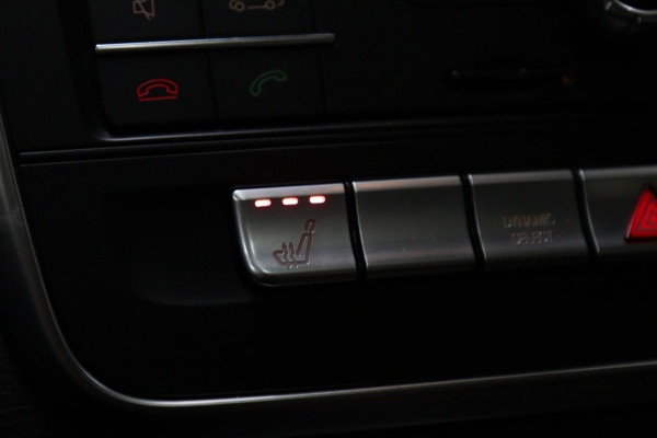 Mercedes-Benz CLA-Klasse 180 Business Solution AMG NAP/PANO/CARPLAY/CAM/STOELVER/VOL