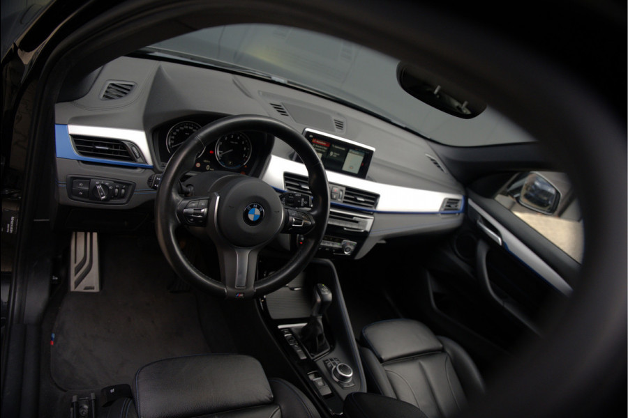 BMW X1 xDrive25e Business Ed. Plus M Sport | Adaptive Cruise Control | Leer | Keyless | Camera | Stuurverwarming | Stoelverwarming | Trekhaak | Shadow line | DAB | HIFI | Automaat | PDC | Navigatie |