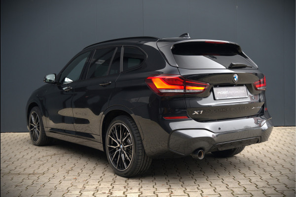 BMW X1 xDrive25e Business Ed. Plus M Sport | Adaptive Cruise Control | Leer | Keyless | Camera | Stuurverwarming | Stoelverwarming | Trekhaak | Shadow line | DAB | HIFI | Automaat | PDC | Navigatie |