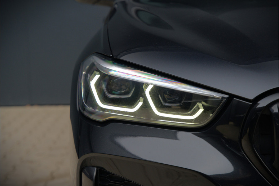 BMW X1 xDrive25e Business Ed. Plus M Sport | Adaptive Cruise Control | Leer | Keyless | Camera | Stuurverwarming | Stoelverwarming | Trekhaak | Shadow line | DAB | HIFI | Automaat | PDC | Navigatie |
