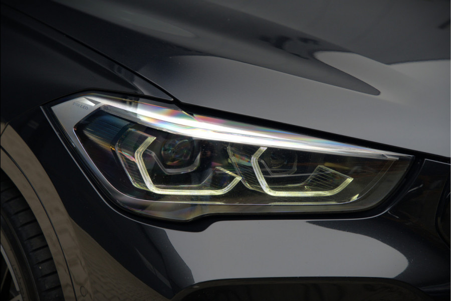 BMW X1 xDrive25e Business Ed. Plus M Sport | Adaptive Cruise Control | Leer | Keyless | Camera | Stuurverwarming | Stoelverwarming | Trekhaak | Shadow line | DAB | HIFI | Automaat | PDC | Navigatie |