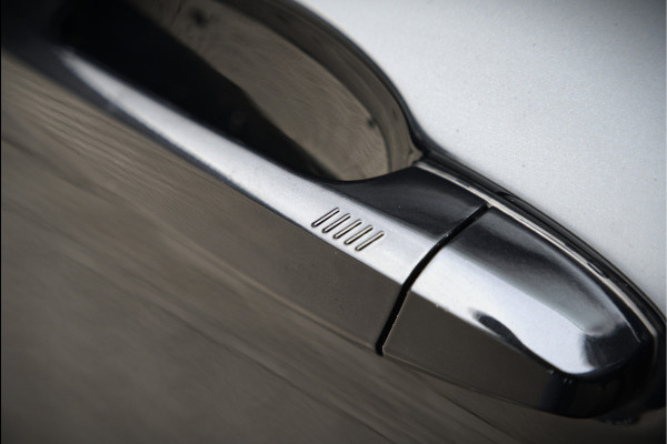 BMW X1 xDrive25e Business Ed. Plus M Sport | Adaptive Cruise Control | Leer | Keyless | Camera | Stuurverwarming | Stoelverwarming | Trekhaak | Shadow line | DAB | HIFI | Automaat | PDC | Navigatie |