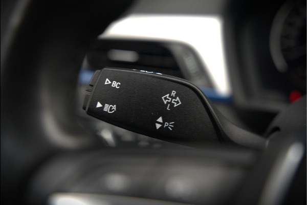 BMW X1 xDrive25e Business Ed. Plus M Sport | Adaptive Cruise Control | Leer | Keyless | Camera | Stuurverwarming | Stoelverwarming | Trekhaak | Shadow line | DAB | HIFI | Automaat | PDC | Navigatie |