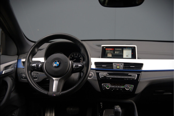 BMW X1 xDrive25e Business Ed. Plus M Sport | Adaptive Cruise Control | Leer | Keyless | Camera | Stuurverwarming | Stoelverwarming | Trekhaak | Shadow line | DAB | HIFI | Automaat | PDC | Navigatie |