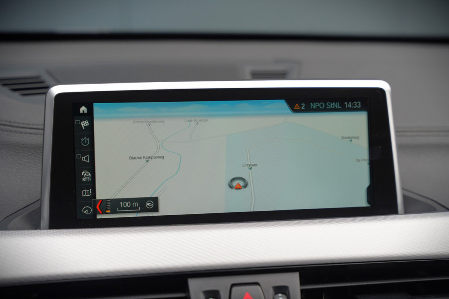 BMW X1 xDrive25e Business Ed. Plus M Sport | Adaptive Cruise Control | Leer | Keyless | Camera | Stuurverwarming | Stoelverwarming | Trekhaak | Shadow line | DAB | HIFI | Automaat | PDC | Navigatie |