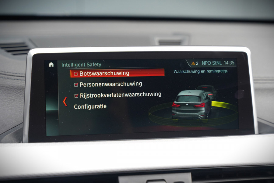 BMW X1 xDrive25e Business Ed. Plus M Sport | Adaptive Cruise Control | Leer | Keyless | Camera | Stuurverwarming | Stoelverwarming | Trekhaak | Shadow line | DAB | HIFI | Automaat | PDC | Navigatie |