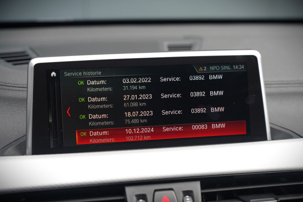 BMW X1 xDrive25e Business Ed. Plus M Sport | Adaptive Cruise Control | Leer | Keyless | Camera | Stuurverwarming | Stoelverwarming | Trekhaak | Shadow line | DAB | HIFI | Automaat | PDC | Navigatie |